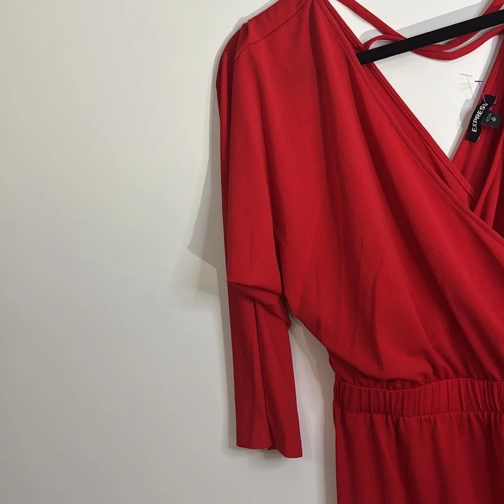 Express Red Top - Picture 3 of 6